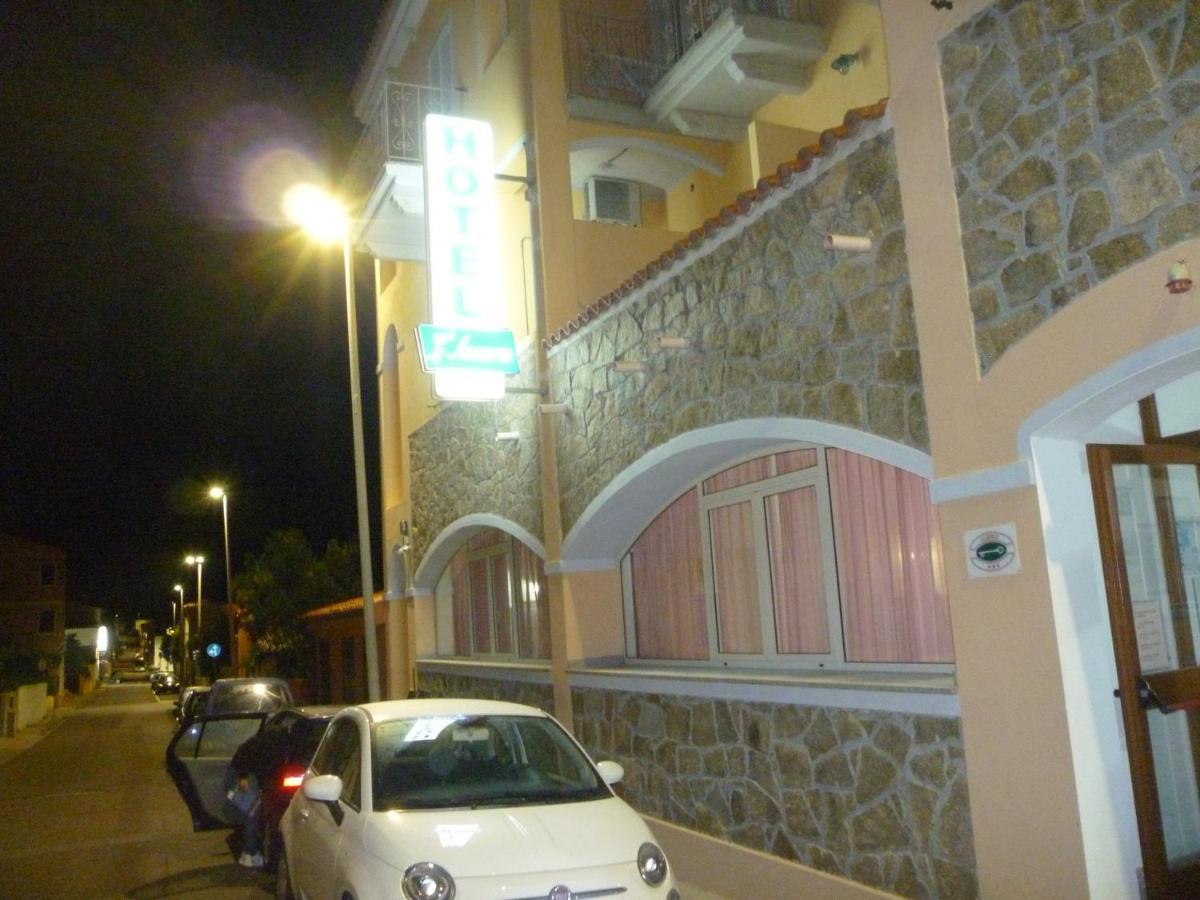 Hotel L'Ancora Santa Teresa Gallura Exterior photo